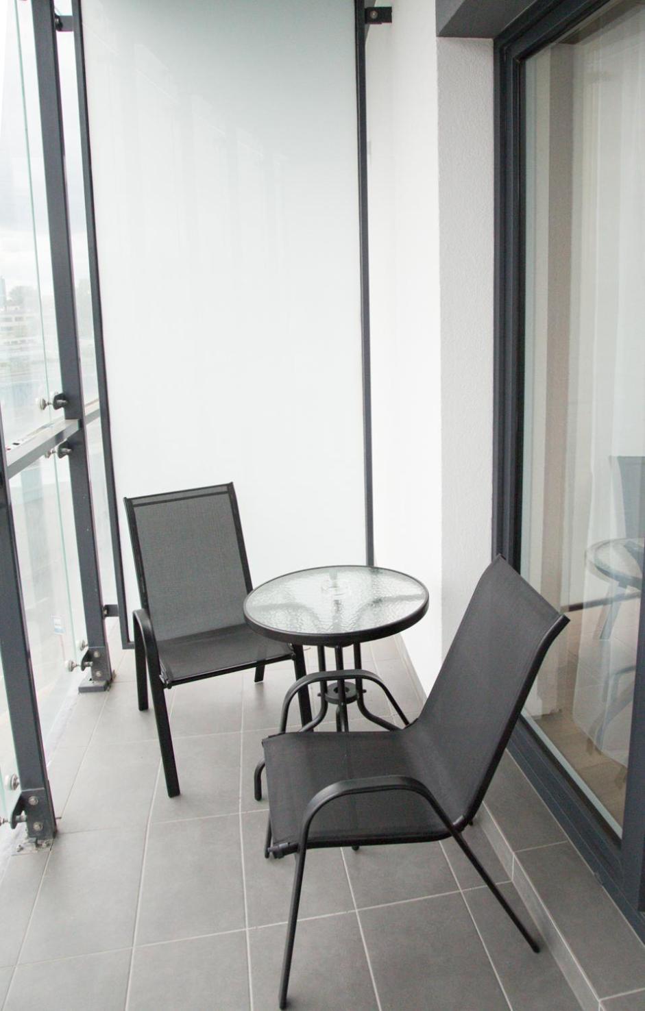 Apartamenty Wola Tower Varsóvia Exterior foto